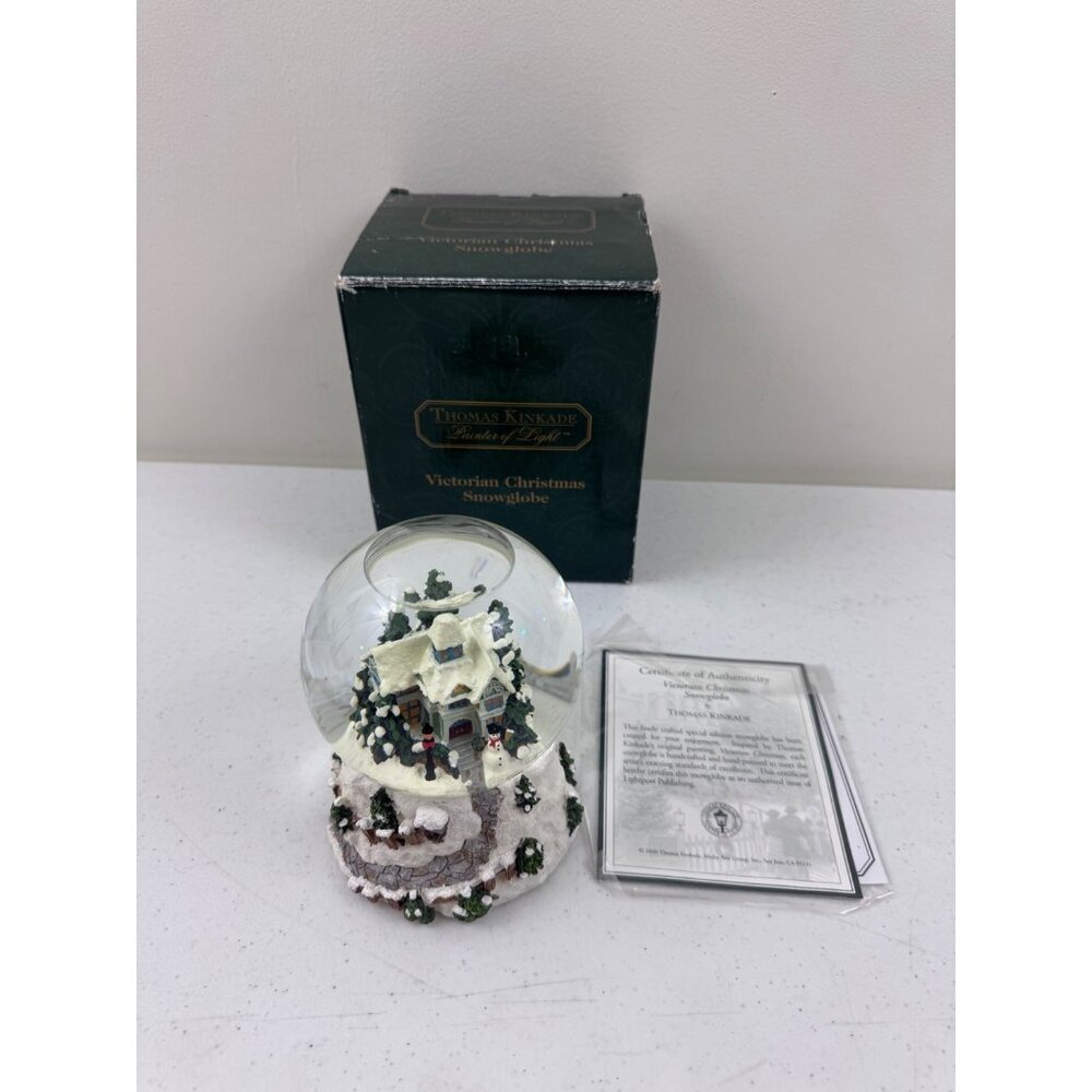 Thomas Kinkade Victorian Christmas Snowglobe With Certificate Of Authenticity
